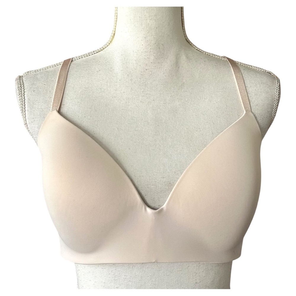 Victoria’s Secret T-shirt‎ Lightly Lined Wireless Lace Back Bra SZ 36D Soft Pink